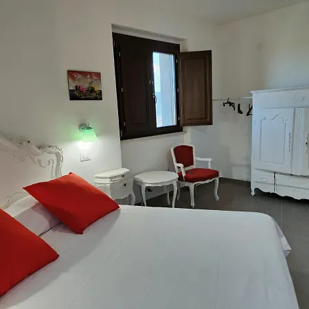 La Casa Nel Vento Alojamento de Acomodação e Pequeno-almoço Torpè