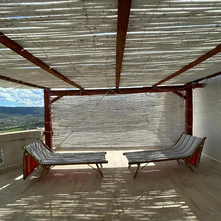 La Casa Nel Vento Alojamento de Acomodação e Pequeno-almoço Torpè