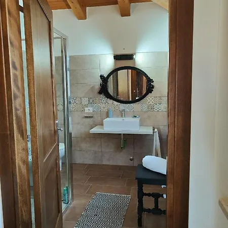 La Casa Nel Vento Bed & Breakfast Torpè